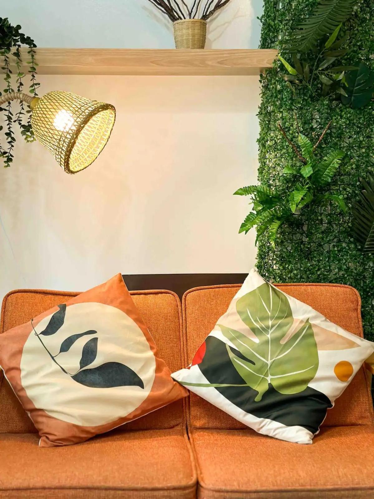 Beach Front Living In The Heart Of The City, Azure Residences Manila Exteriör bild